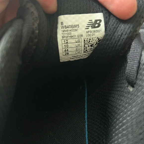 New Balance 840 Sneakers - Picture 2 of 5